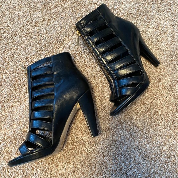 ALDO Black Heels - Picture 4 of 4